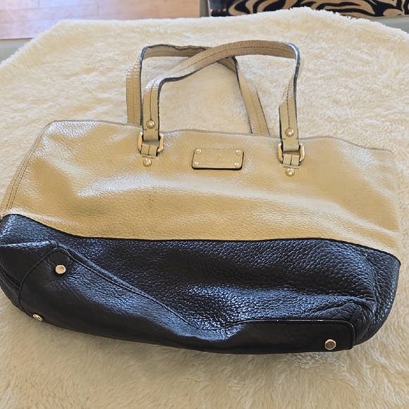 Kate Spade Handbags - Two-Tone Black and Cream Tote Bag Kate Spade Purse